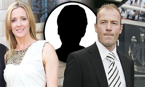 who is gabby logan dating|BBCs Gabby Logans life off screen from Alan Shearer affair。